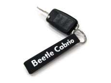 画像2: 【OUTLET】VW Black Rubber Keytag "Beetle Cabrio" (2)