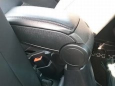 画像5: OMTEC アームレストコンソール for FIAT Grande Punto/Punto Evo (5)