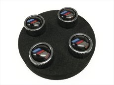 画像3: BMW バルブキャップ "M"ブラック/クロム（BMW VALVE STEM CAPS M） (3)