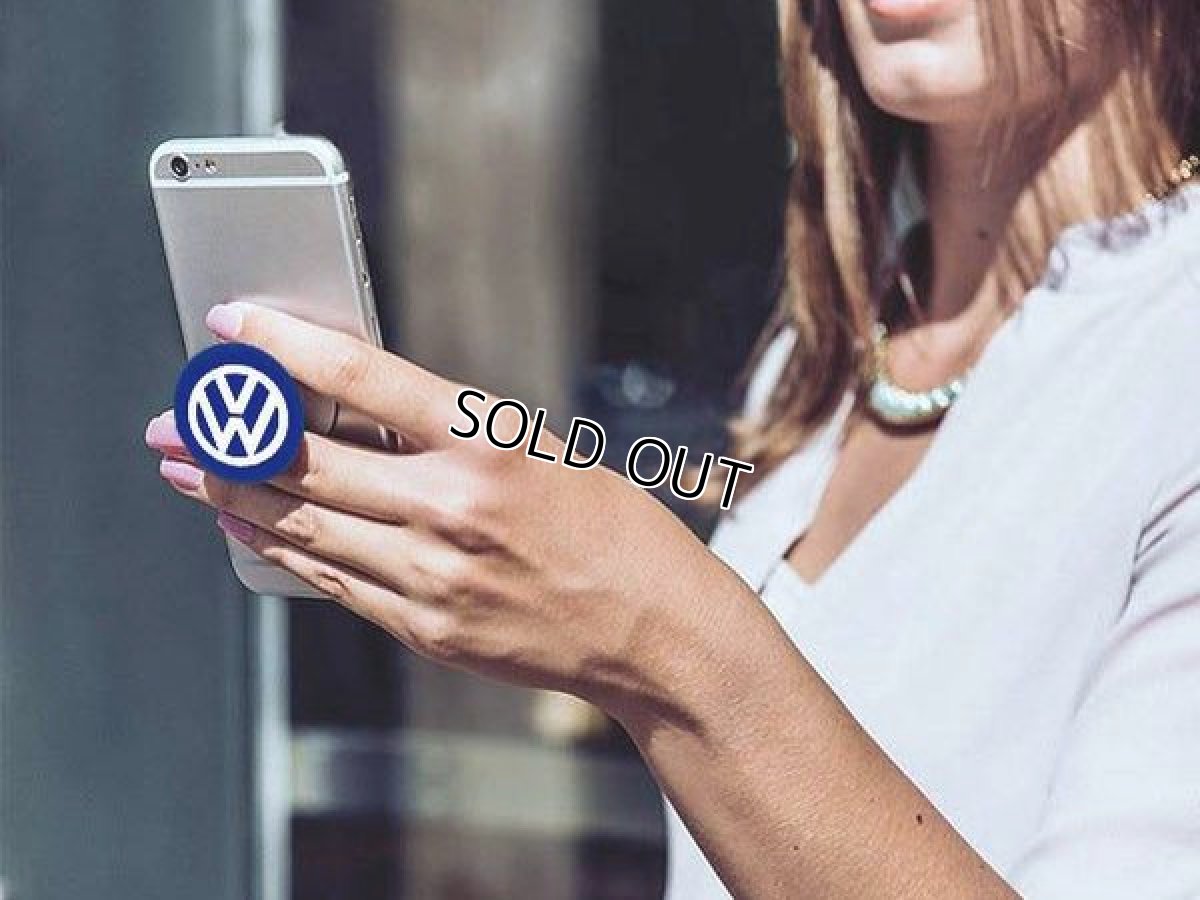 画像1: VW Pop Sockets (VWマーク) 折りたたみ式スマートフォンスタンド (1)