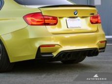 画像2: AUTOTECKNIC カーボンリアバンパートリム for BMW F80(M3)/F82(M4) (2)