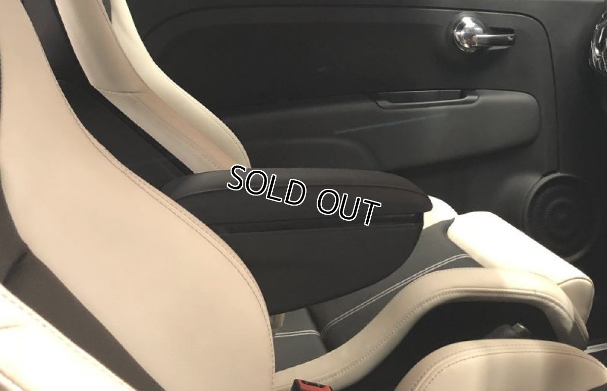 画像1: OMTEC アームレストコンソール【V2】 for FIAT500・ABARTH500/595/695 (1)
